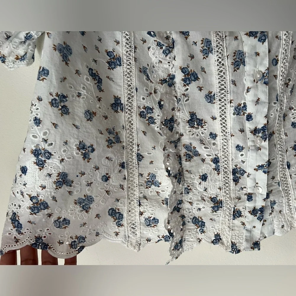 NWT By Anthropologie Puff-Sleeve Eyelet Top size LP Ivory Blue Floral Print Boho